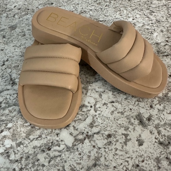 Beach By Matisse Shoes - Beach Women's Tan Slide Sandals